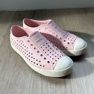 Native Jefferson Pink Shoes C4